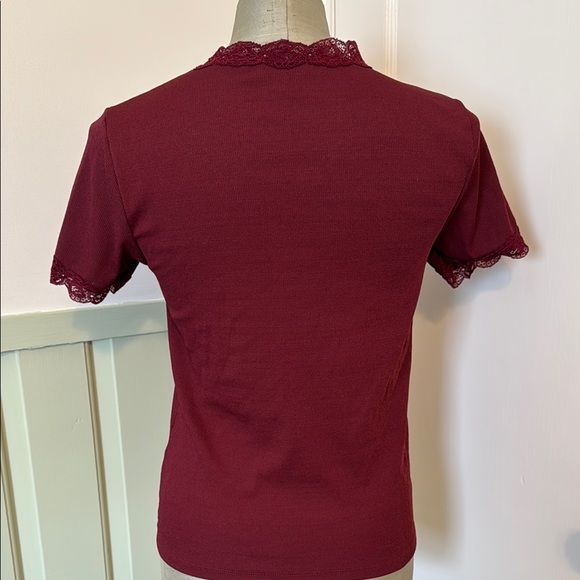 Primark Burgundy Lace Trim Short Sleeve Top - Picture 3 of 5